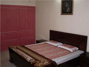 Hôtel Coronation à Nainital Extérieur photo